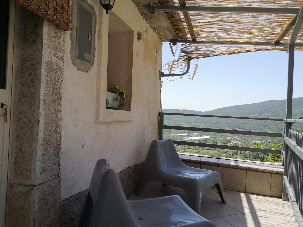 Molise Isernia E Casa Sbriglio, Tra Cascate, Laghi, Fiumi E Relax Apartment Sessano del Molise