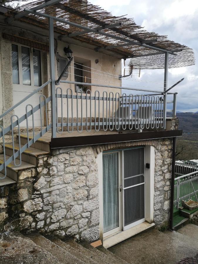 Molise Isernia E Casa Sbriglio, Tra Cascate, Laghi, Fiumi E Relax Sessano del Molise